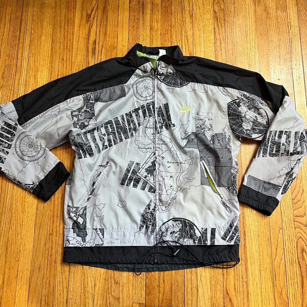 Vintage 90s Nike International All Over Print Windbreaker Jacket medium Large?